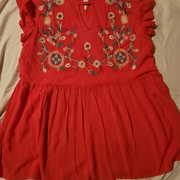 entro Ruffle Sleeve Top - Picture 6 of 6